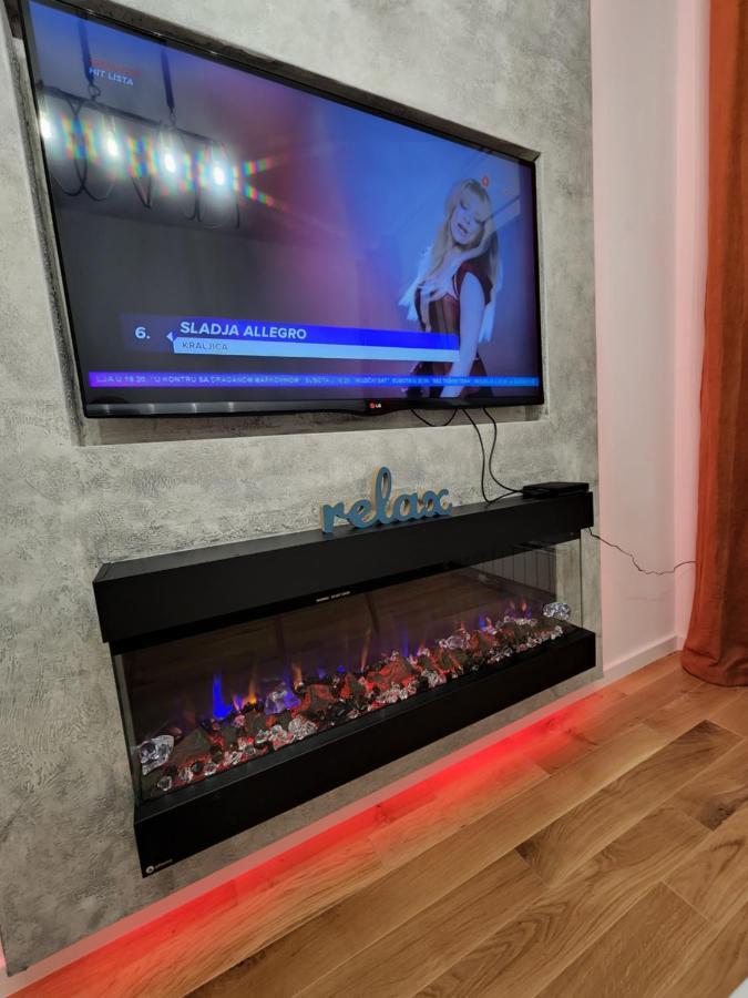 Apartman Park Lake Тузла Экстерьер фото