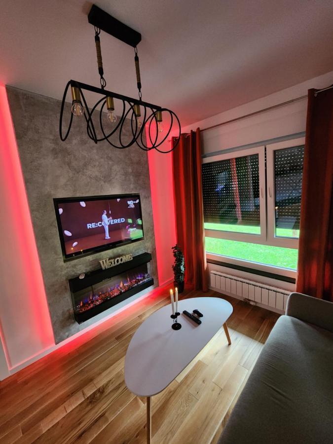 Apartman Park Lake Тузла Экстерьер фото